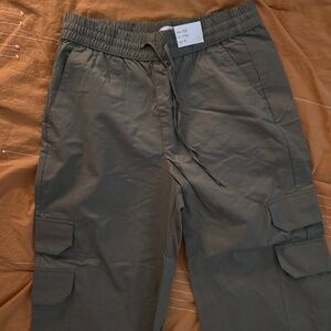 Abercrombie X Jen Reed -  Pull-On Wide Leg Cargo Pants - Size Small Short